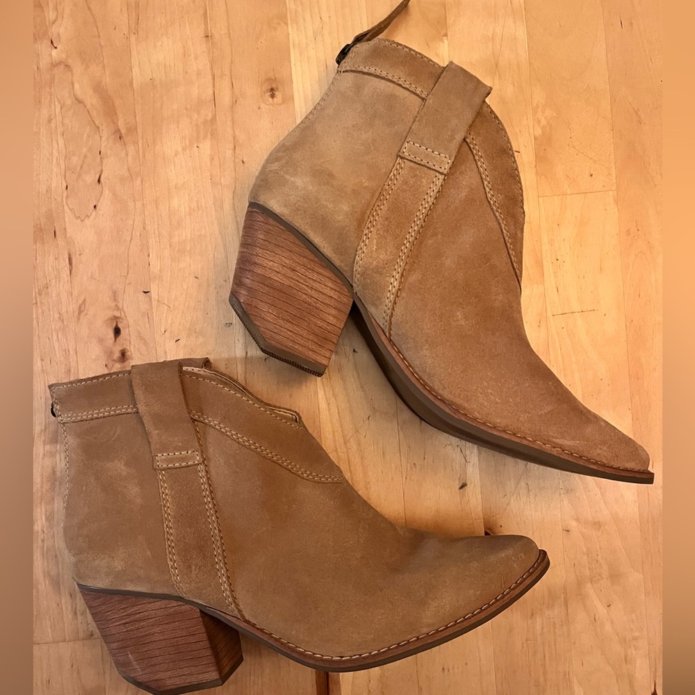 Matisse suede booties